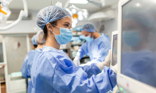 Ações do setor de saúde devem mostrar resultados modestos