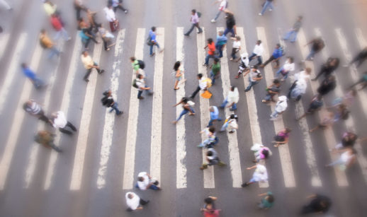 Taxa de desemprego recua para 6,6% no trimestre encerrado em abril